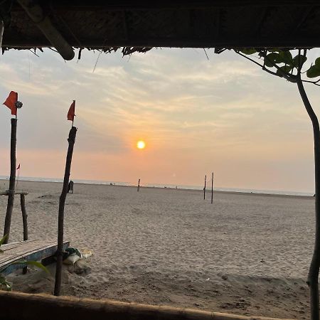 Gokarna Vibes Hotel Buitenkant foto